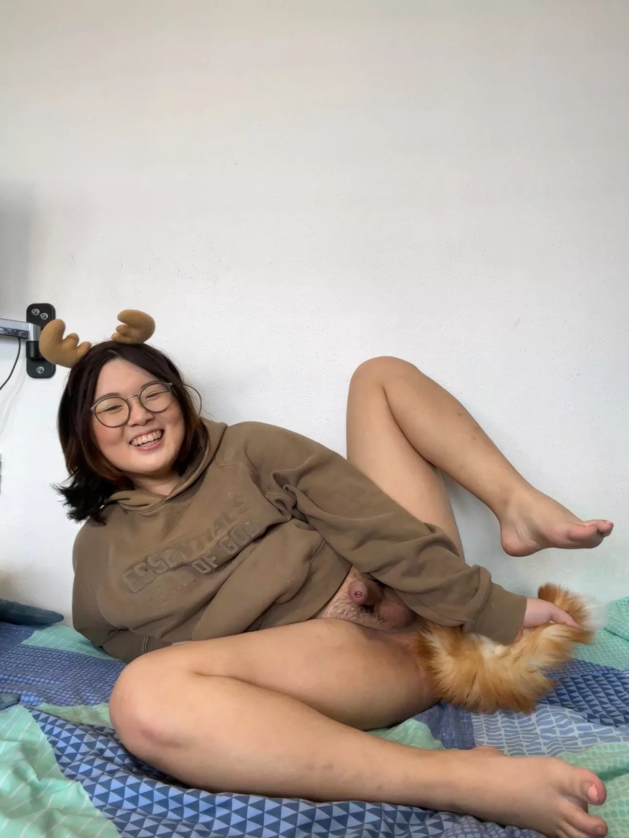 Would you date/fuck a girl like me? posted by Broad-Art6225