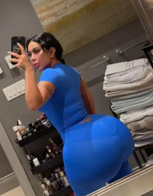 You makin it past the cheeks or nah lol by twist_falling