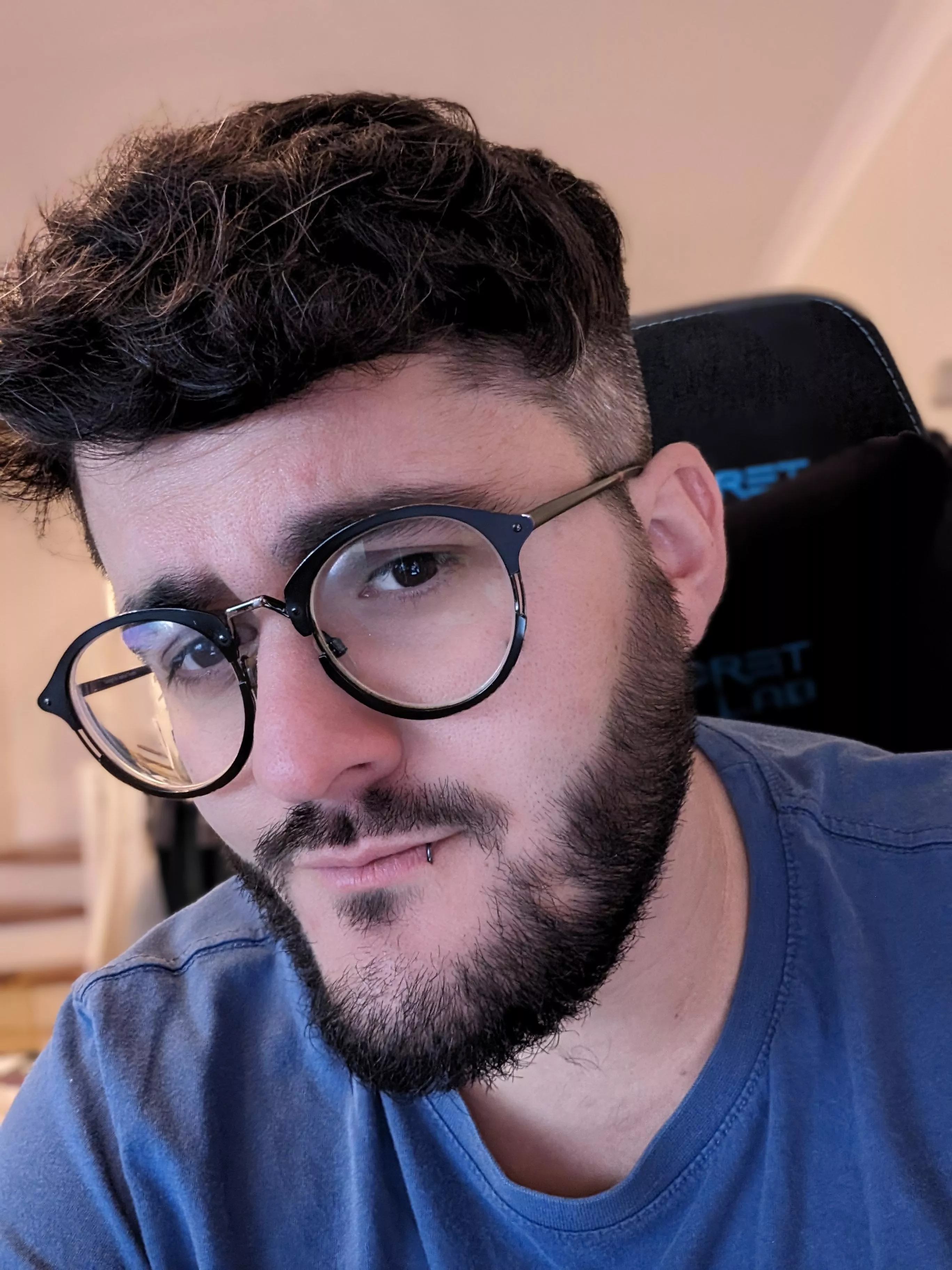 33 UK nothing beats the confidence a fresh hair cut brings! 🥹 posted by kakakaa121