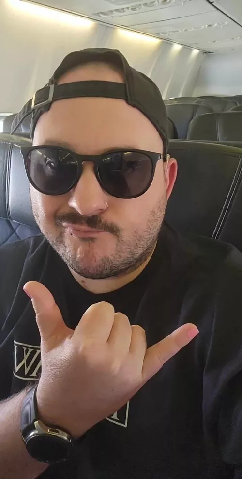 Been a while since I got the whole back of a plane to myself! Taking a break from plating BG3, Pokemon Violet & D4 for a few days 🤣 by Charicific52