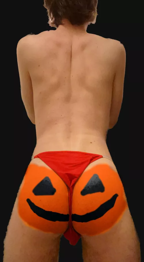 Bit late but Happy Halloween 🥰 by bubblebunss