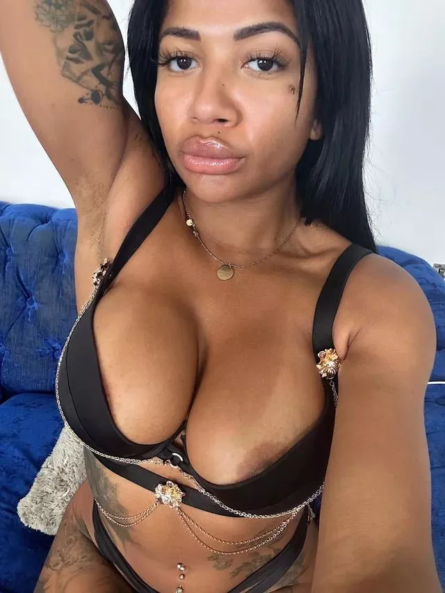 Busty and bossy ;) posted by FaithlessnessThin842