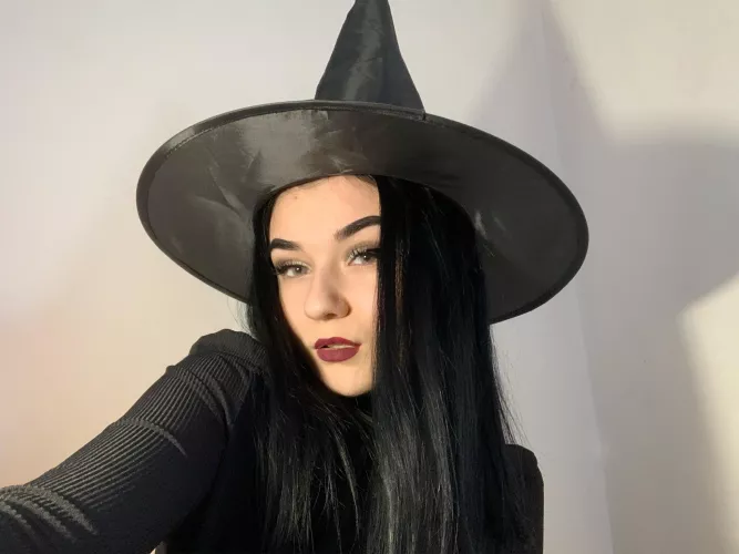 Costume party at college today🧙‍♀️ by Angelic_Seductress9