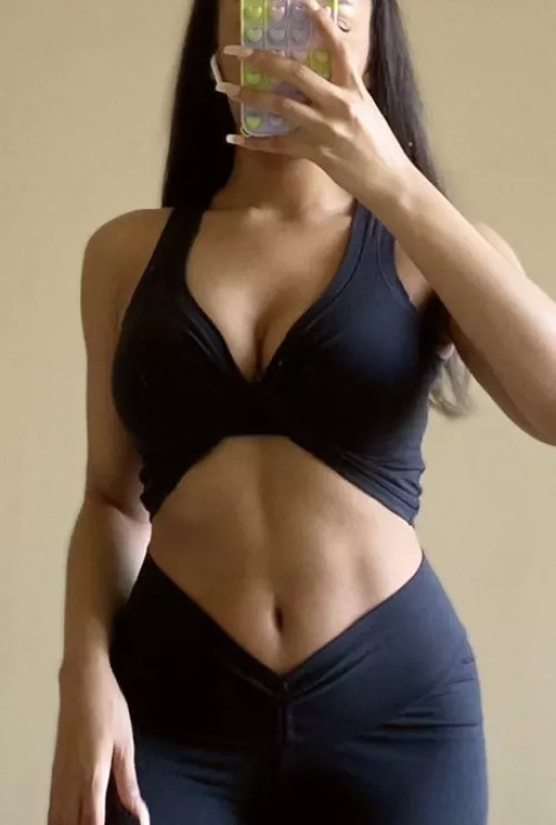 did i catch your attention... >..< by Greedy-Ad-3124