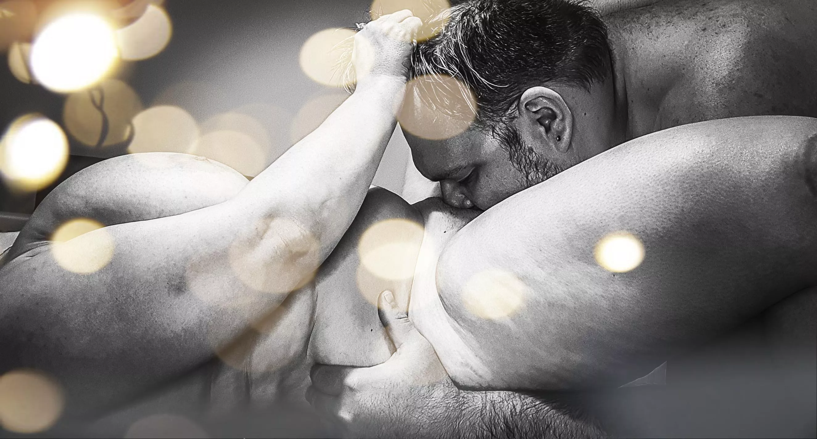 Eating her pussy on the table posted by bearsteeleuk