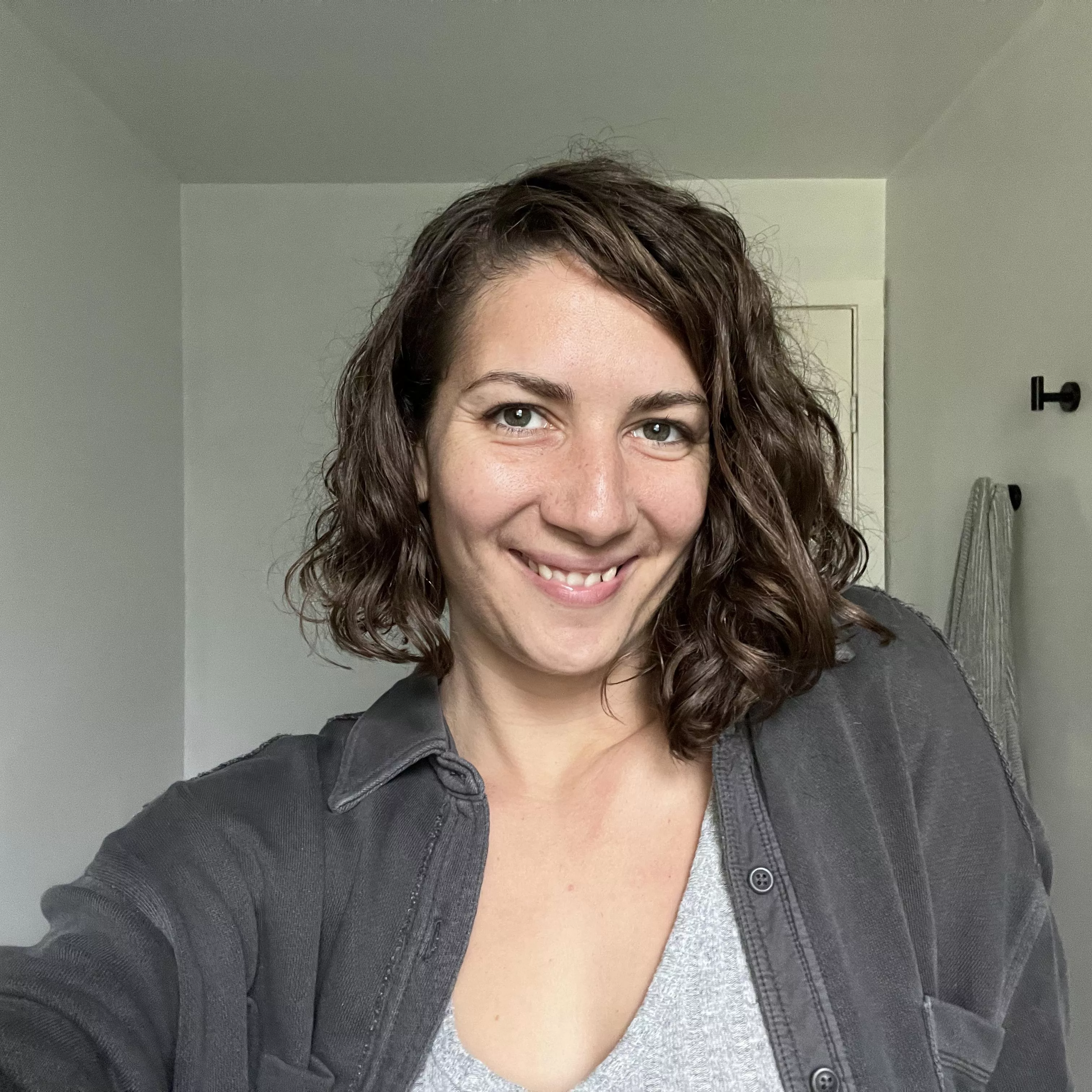 Got a haircut, feeling cute 💁🏻‍♀️ [f] posted by maplesyrup_girl