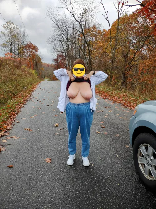 Gravity Hill by northohionudist