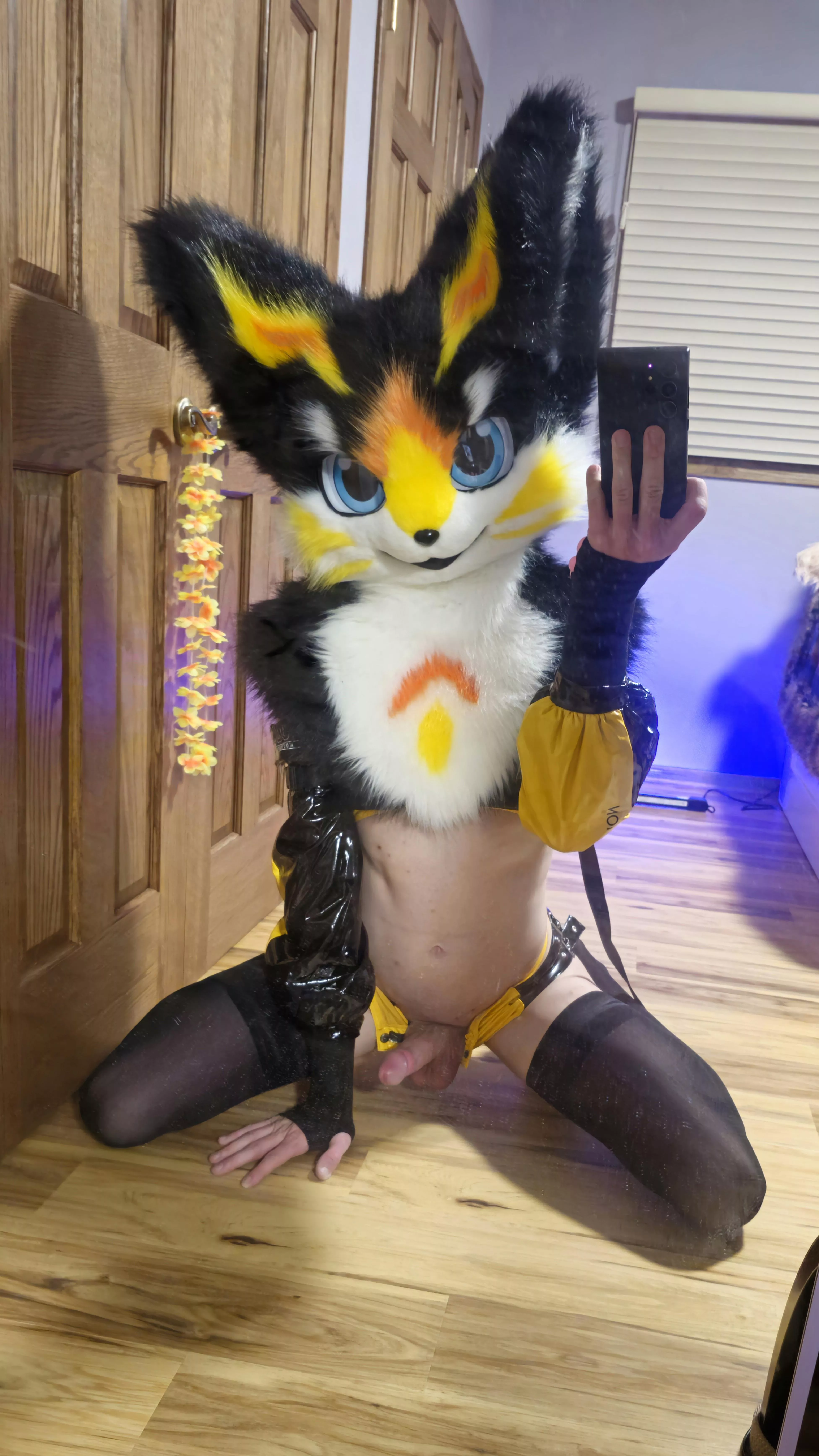 Halloween might be over but I still have a treat for you. posted by EatMyDragons