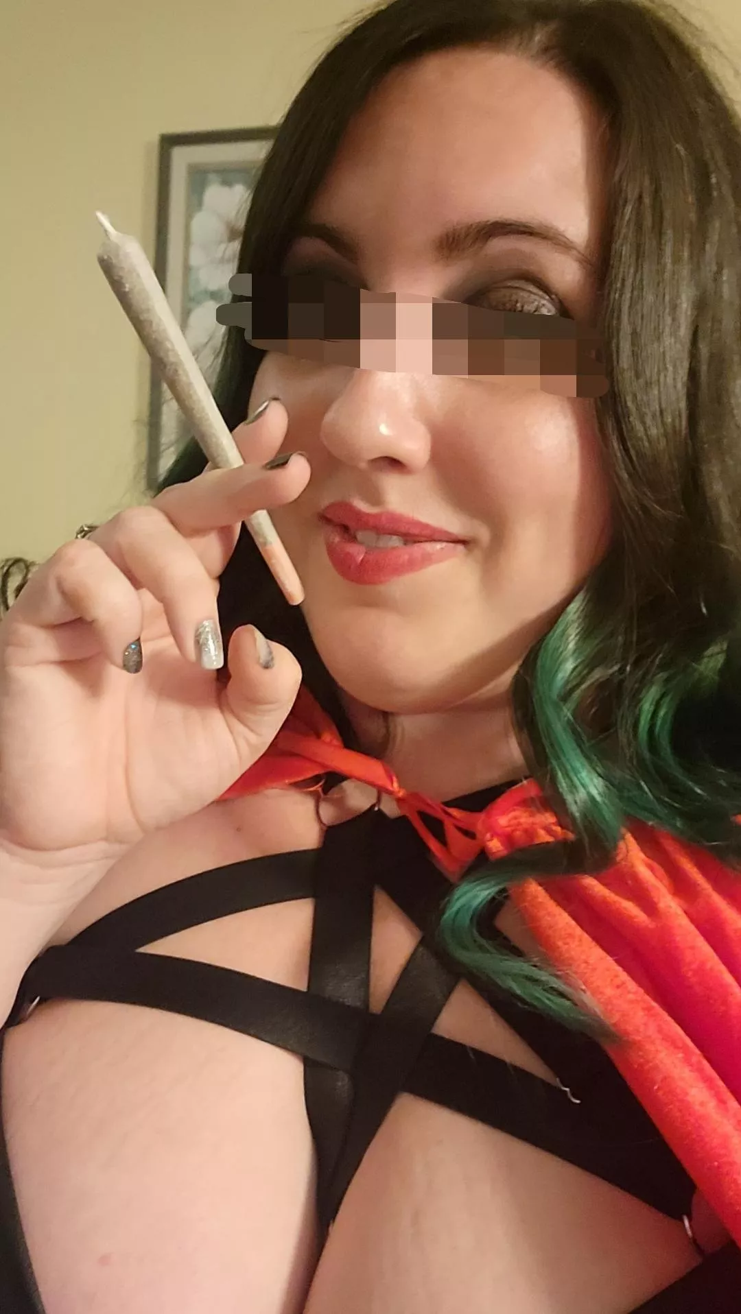 Happy Halloween [f]ellow kinksters🌬 posted by kittykat757