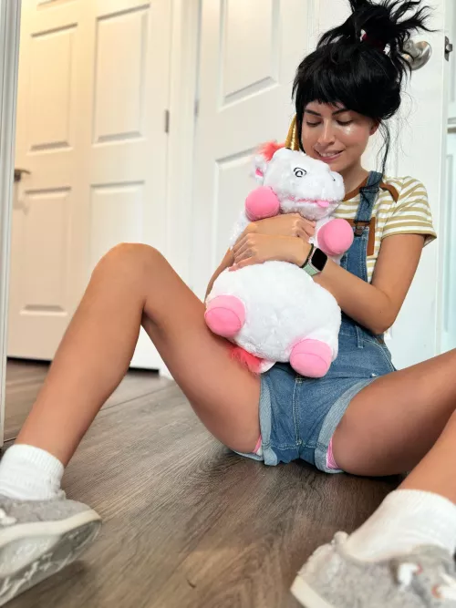 Happy Halloween 🎃 “ITS SO FLUFFFY, IM GONNA DIEEEE” 🦄 by kayleeheartkins