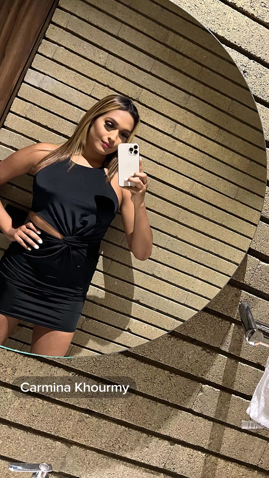 How do you feel in a black dress? posted by CarminaKhourmyOF