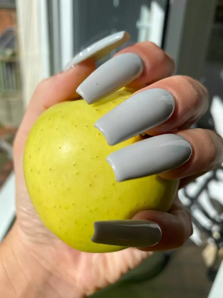 I could cut this fruit with my sharp nails posted by EIMENEITOR