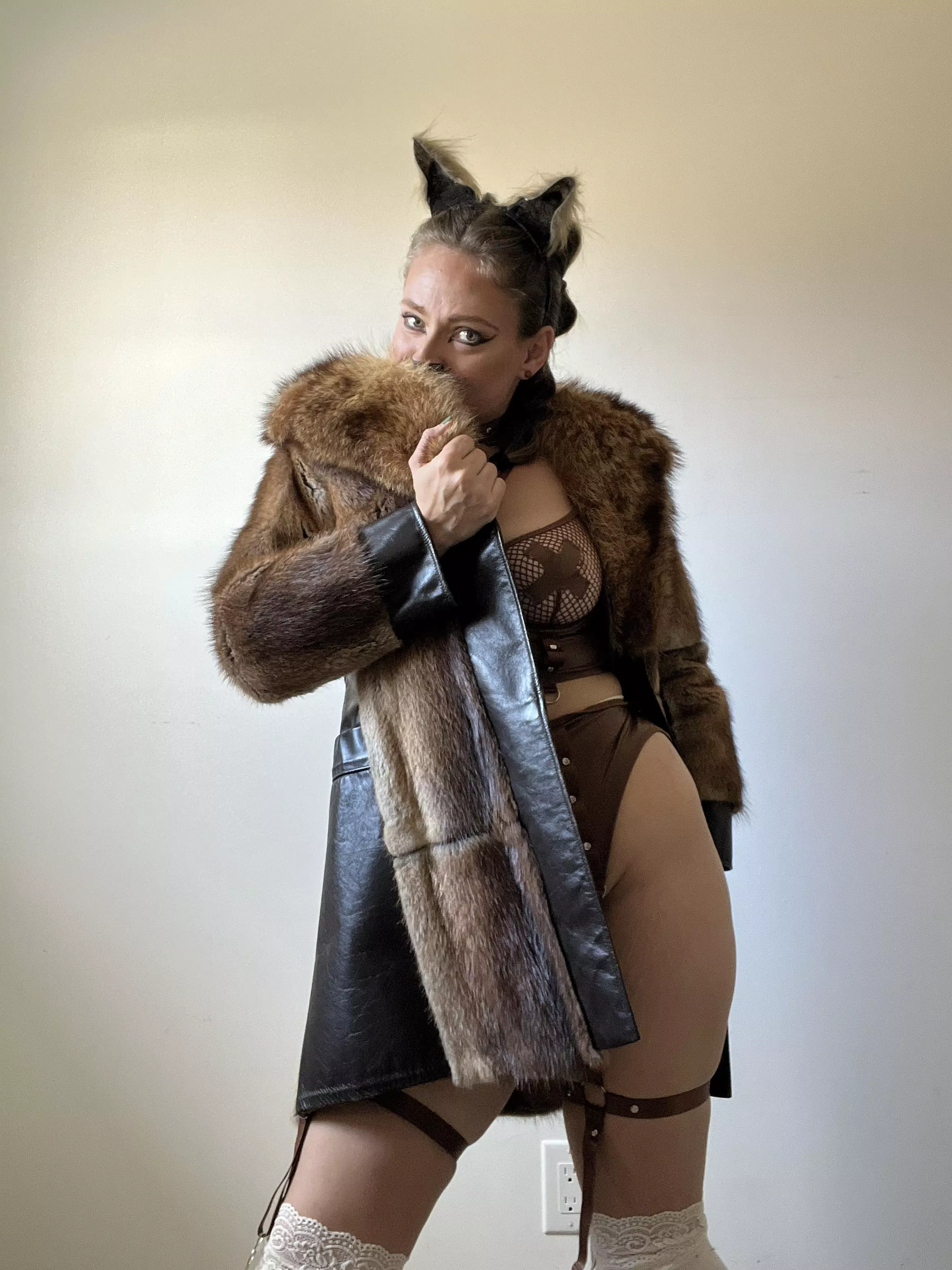 I hope you all survive the students’ sugar rush today! 🦊 posted by Spicymama888