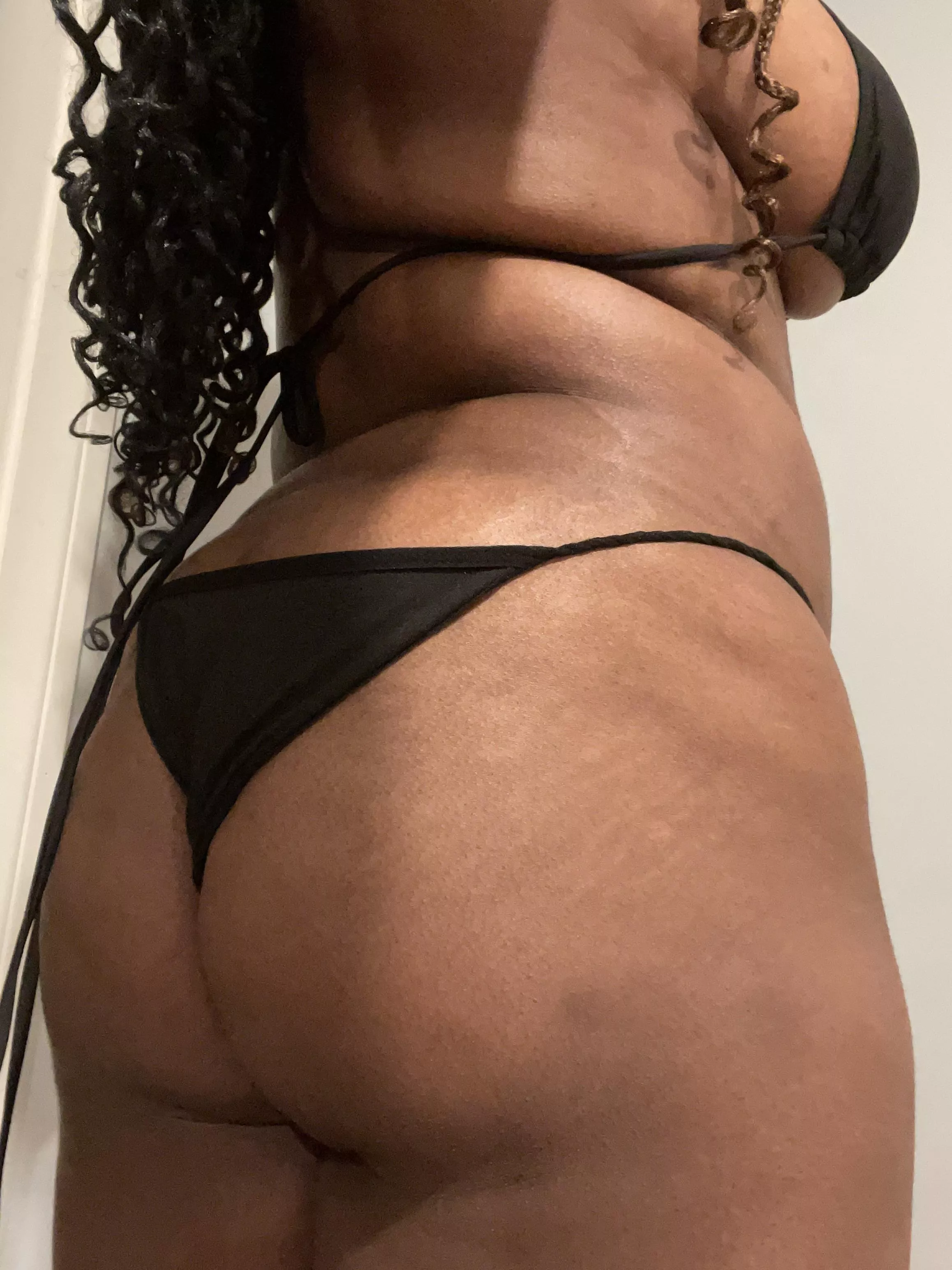 I think my swimsuit shrunk posted by Sweetbabynayy