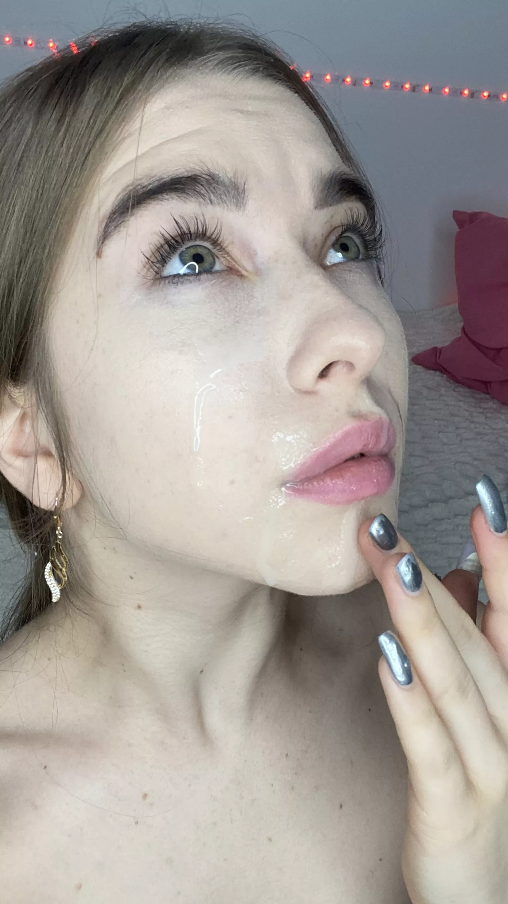 I use sperm as a face cream posted by AntacidFontenoy