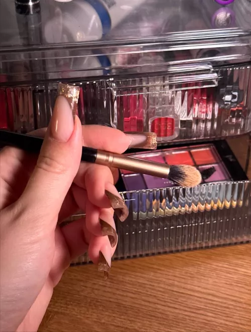 i want to put my long nails in your mouth by strungdelorme