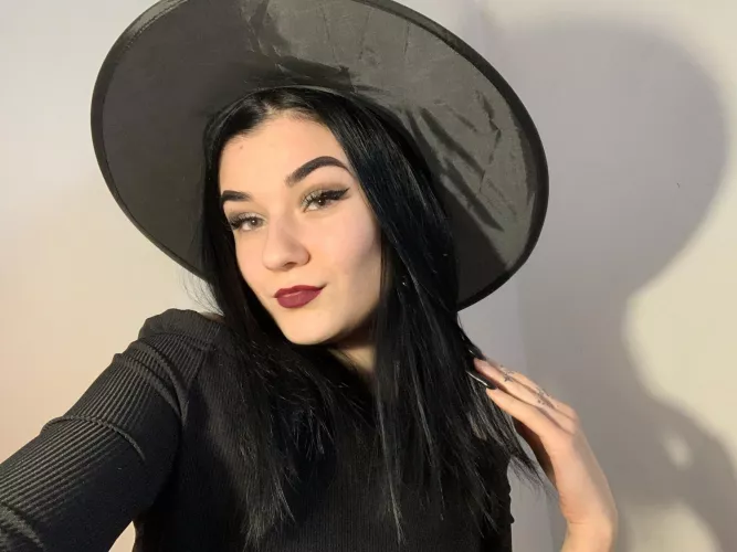 IUTR 👻 by Angelic_Seductress9