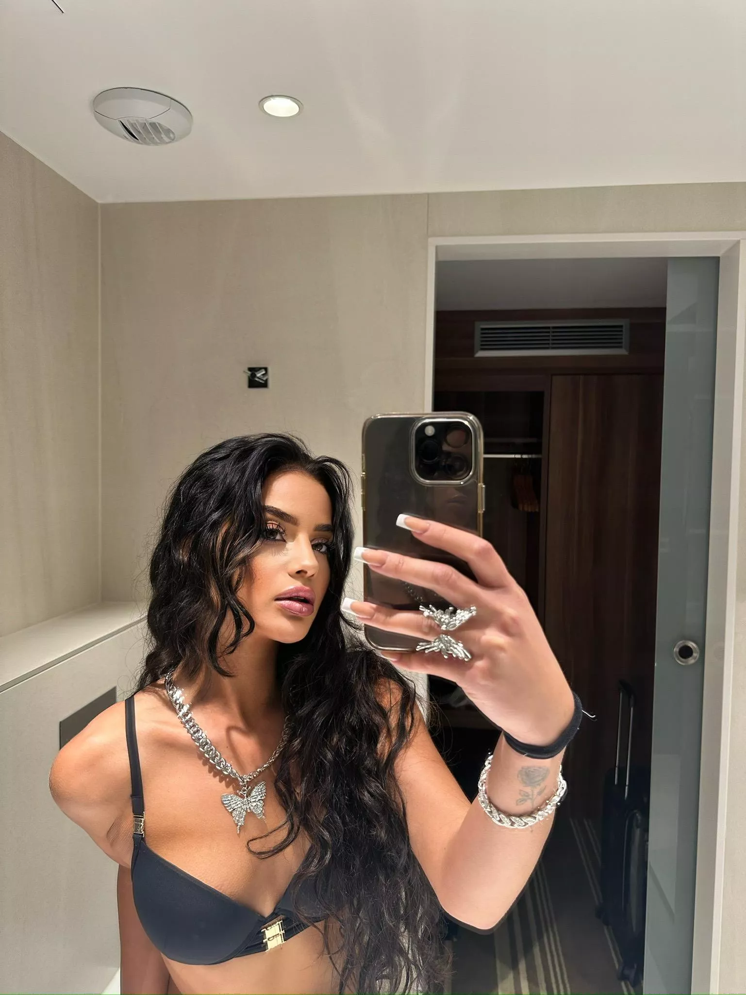 just a nice selfie in the mirror after college posted by Positivepier