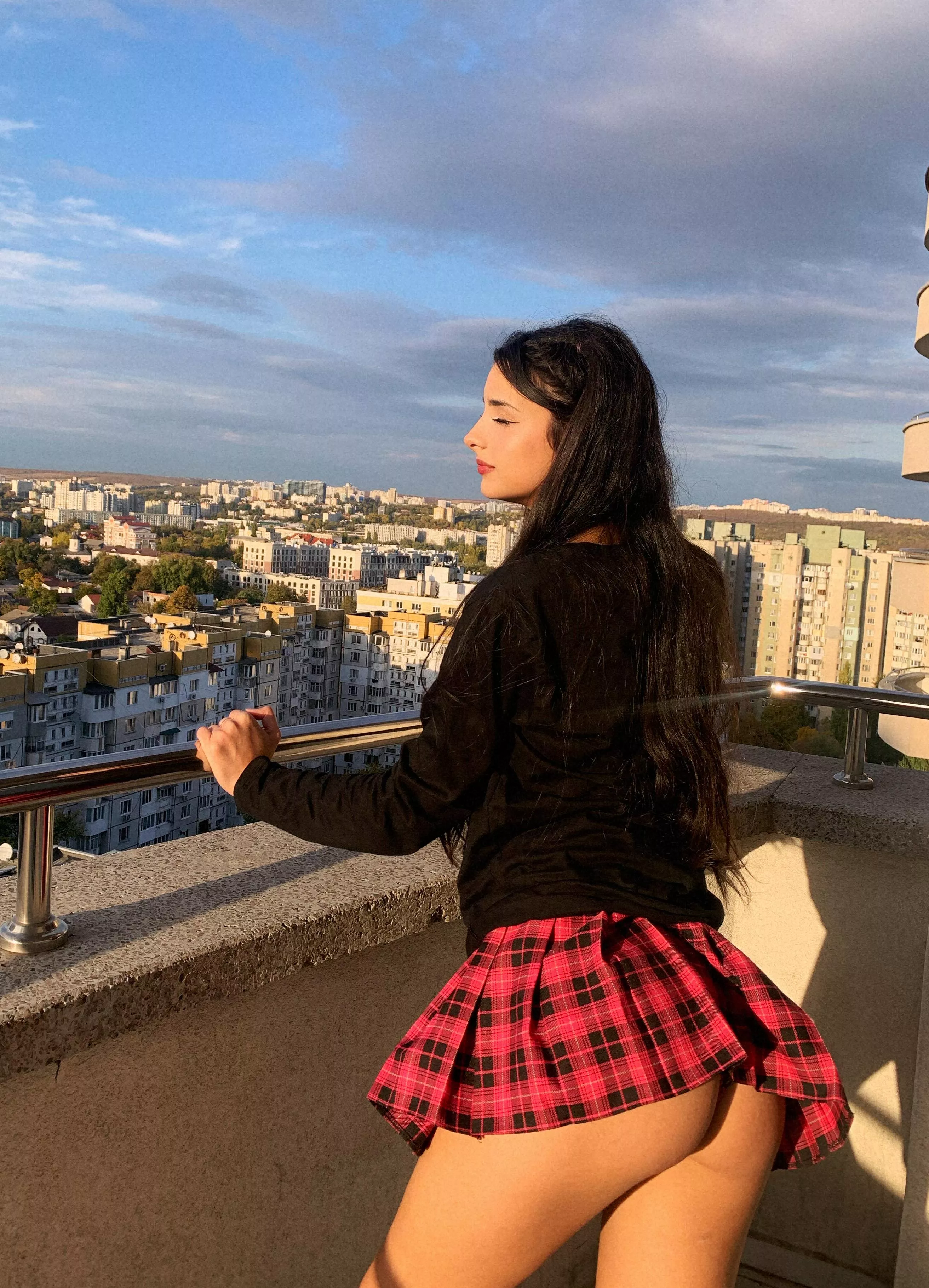 Just be ready to eat me anywhere and anytime posted by Comfortablge