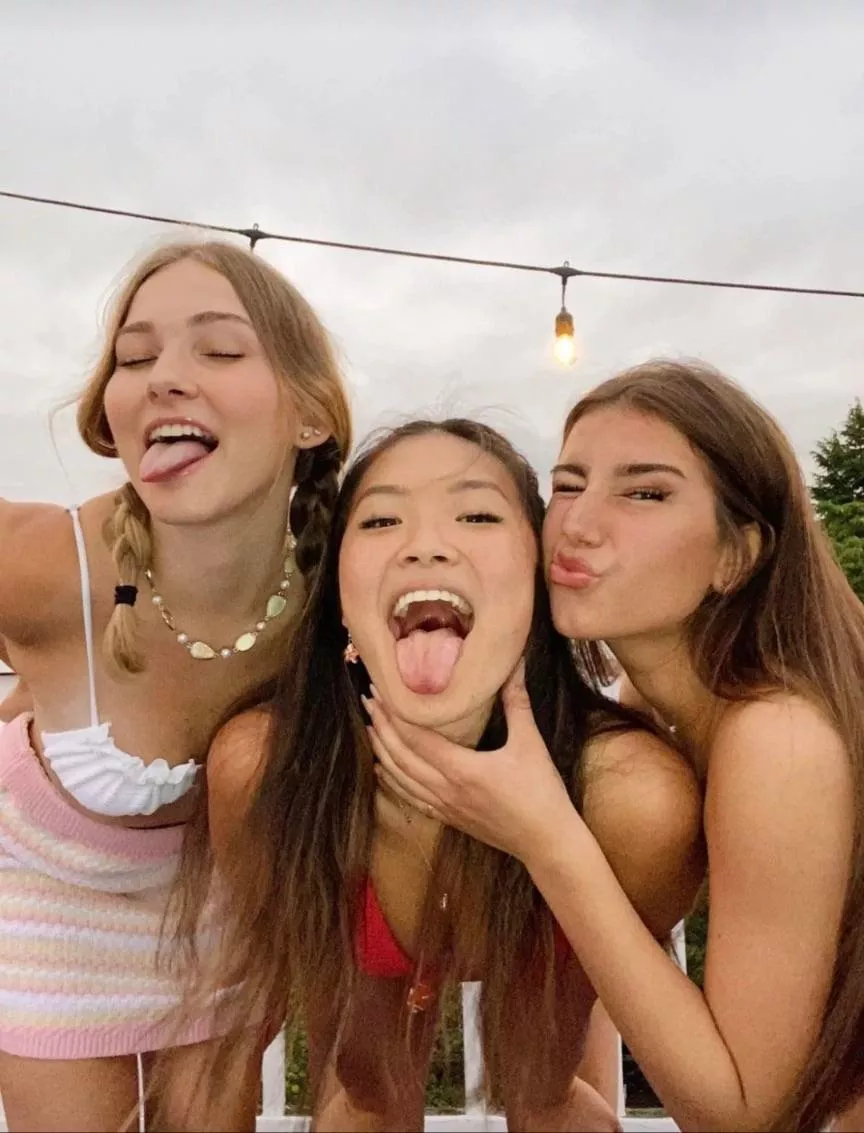 Line up these college girls. They’re ready for you posted by morngwould816