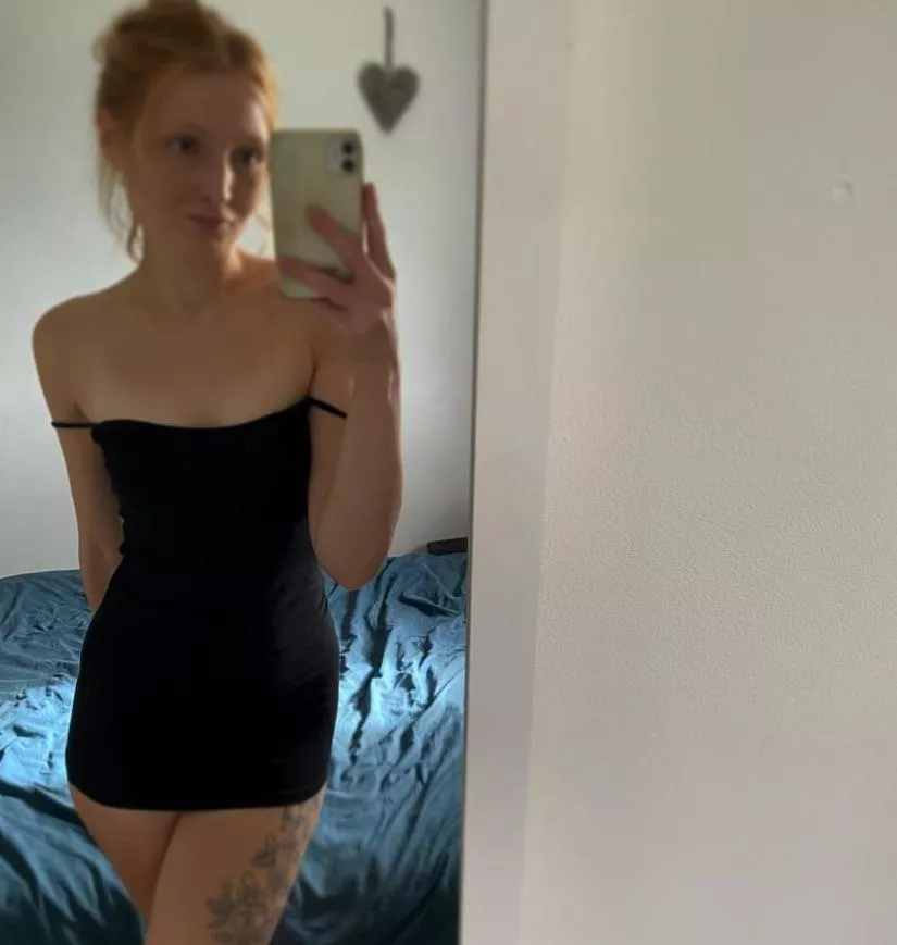 Love my lil black dress posted by Jessikasexee