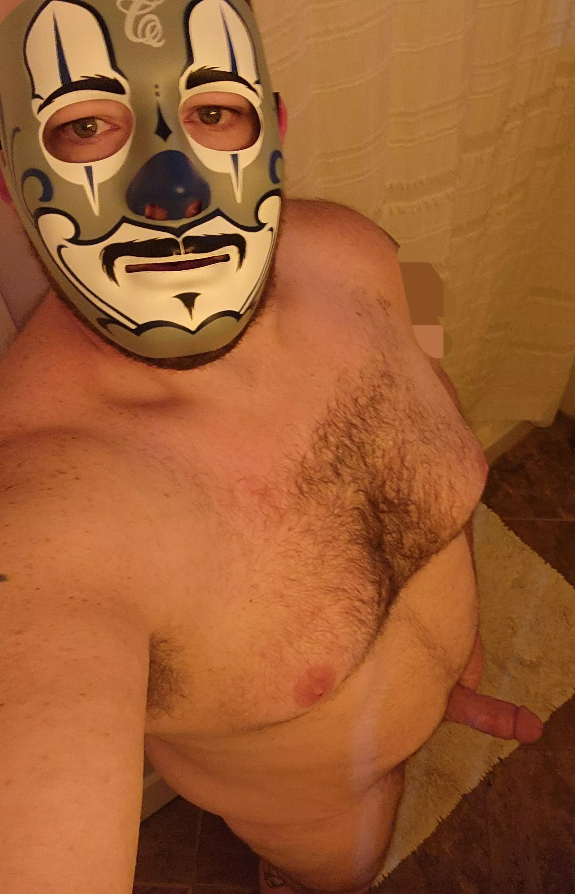 Loving those curvy women in costumes...43 posted by ThickBlueCollar