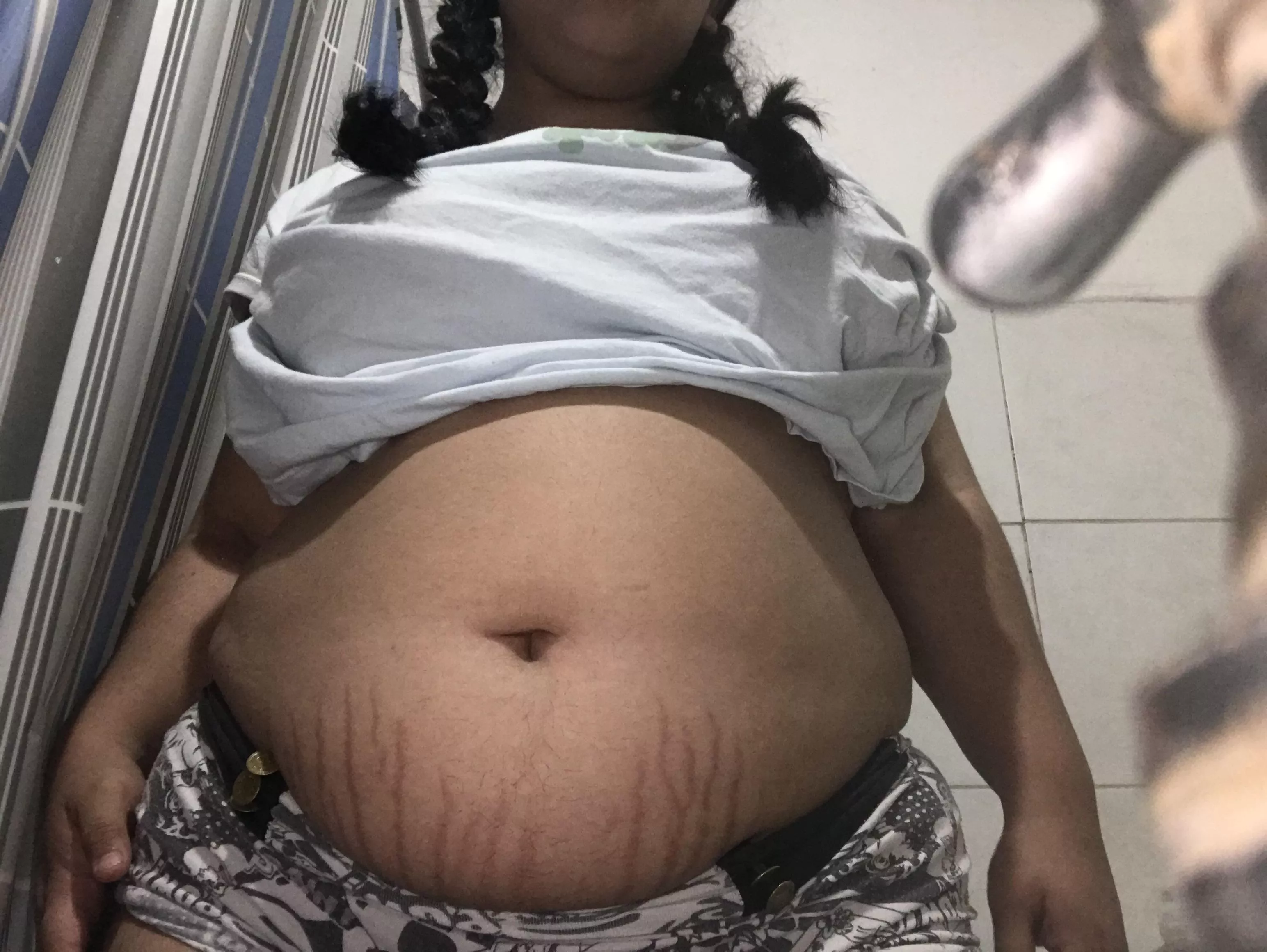 My belly is going to explode!!! And my stretch marks are getting bigger and bigger!!! I love eqt🥵🥵 posted by lumpaschubby