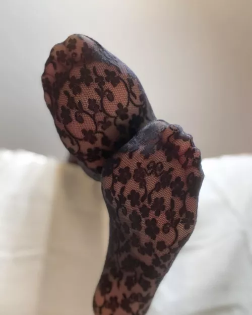 My feet are ready to be worshipped… by Secretly_Sheer