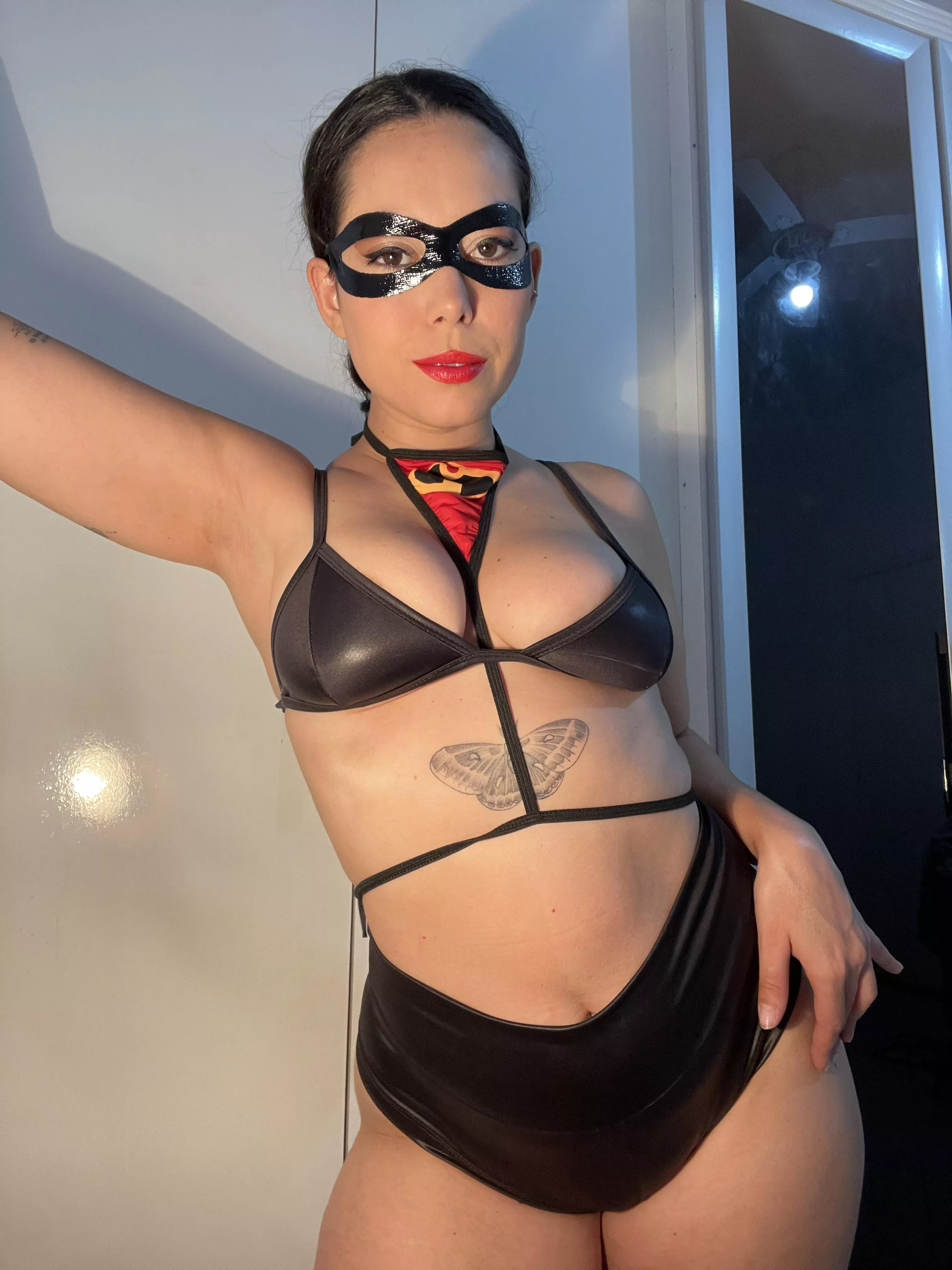 No need to worry, Elastic Woman is here to save you 🦸🏻‍♀️ posted by lunasoares