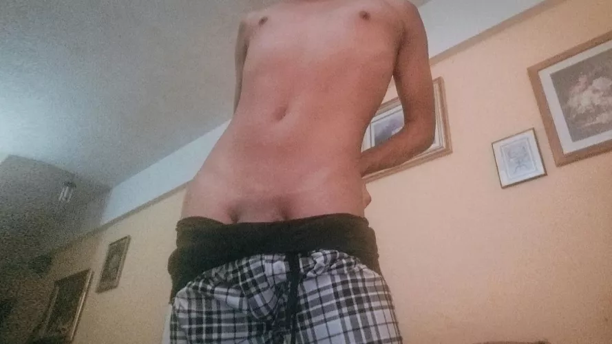 Put your hands all over me. by donbrujo21