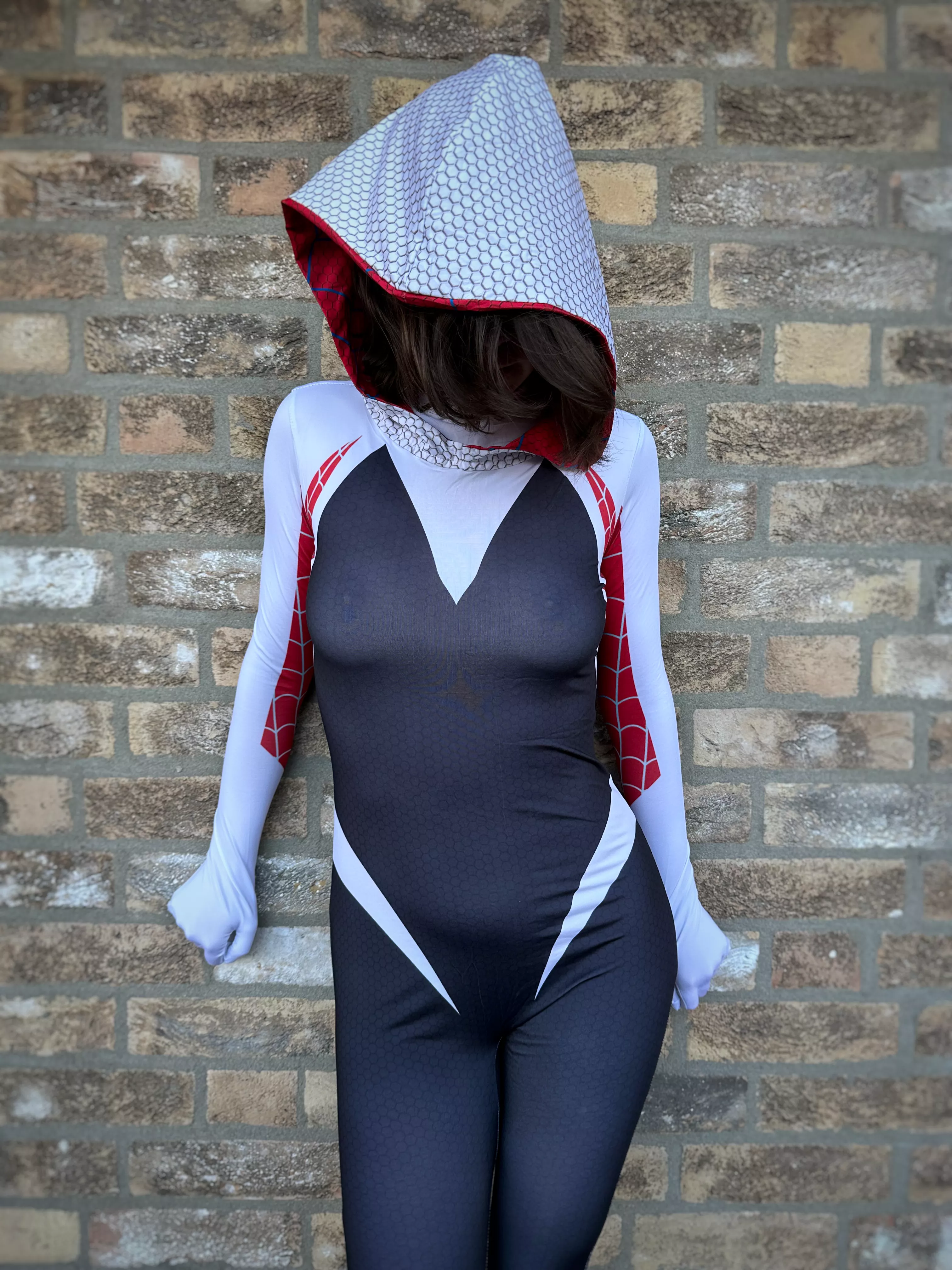 Rocking my Spider-Gwen cosplay for Halloween 🎃 posted by OFChr1st1n3