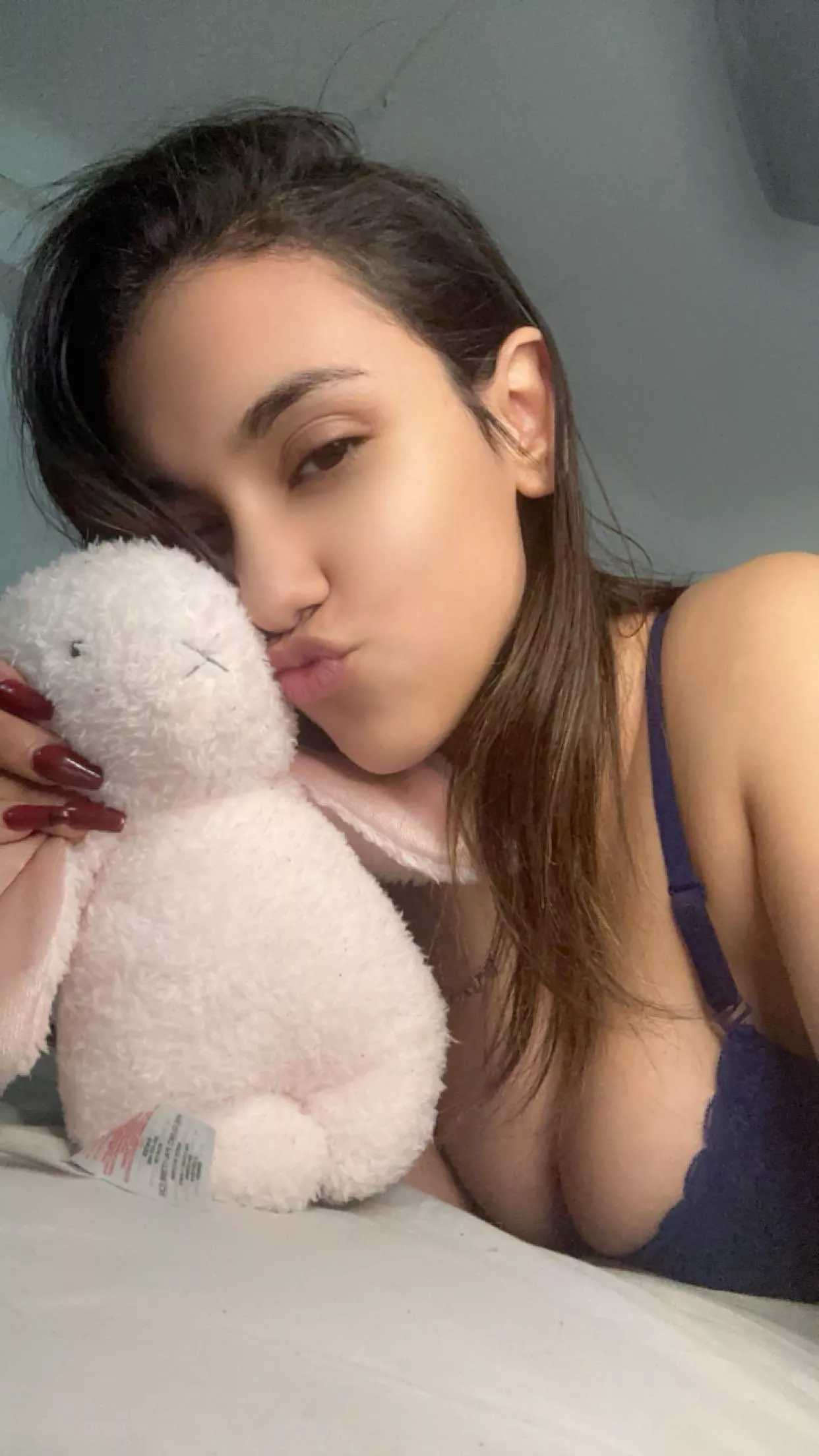 Say heyo if i look like the perfect babygirl posted by GroundbreakingBit490