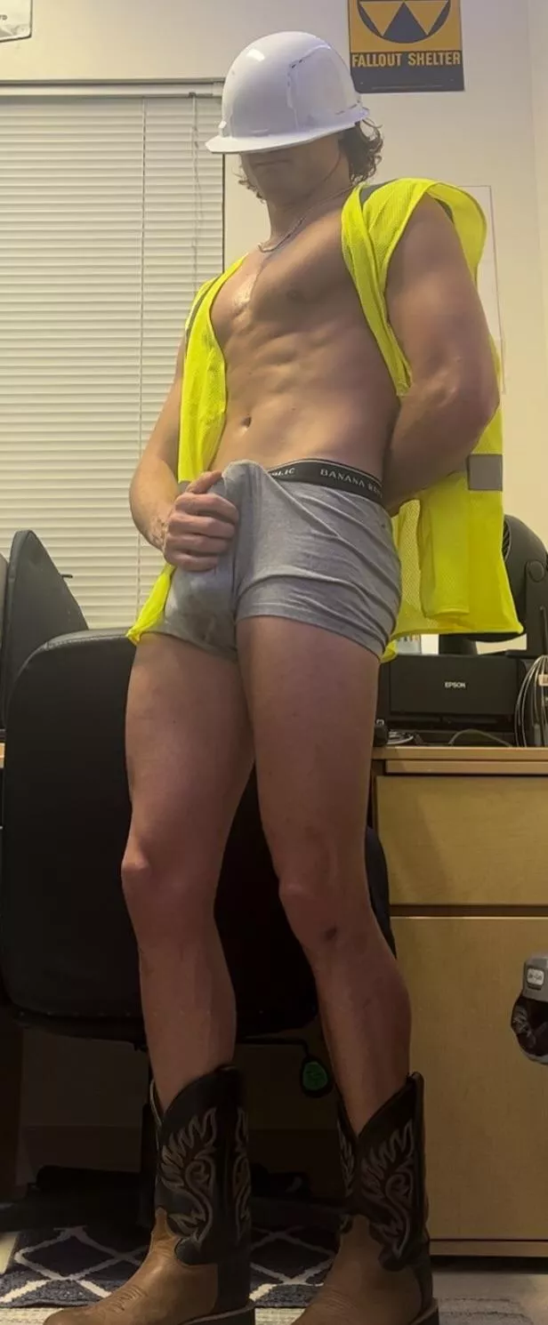 Say “yes” if you want me to cum work on your place posted by Weekly_Ad8725