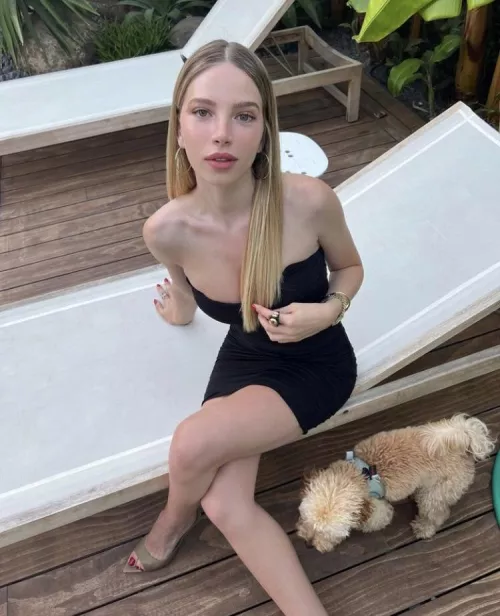 She looks so provocative by MrFocus900