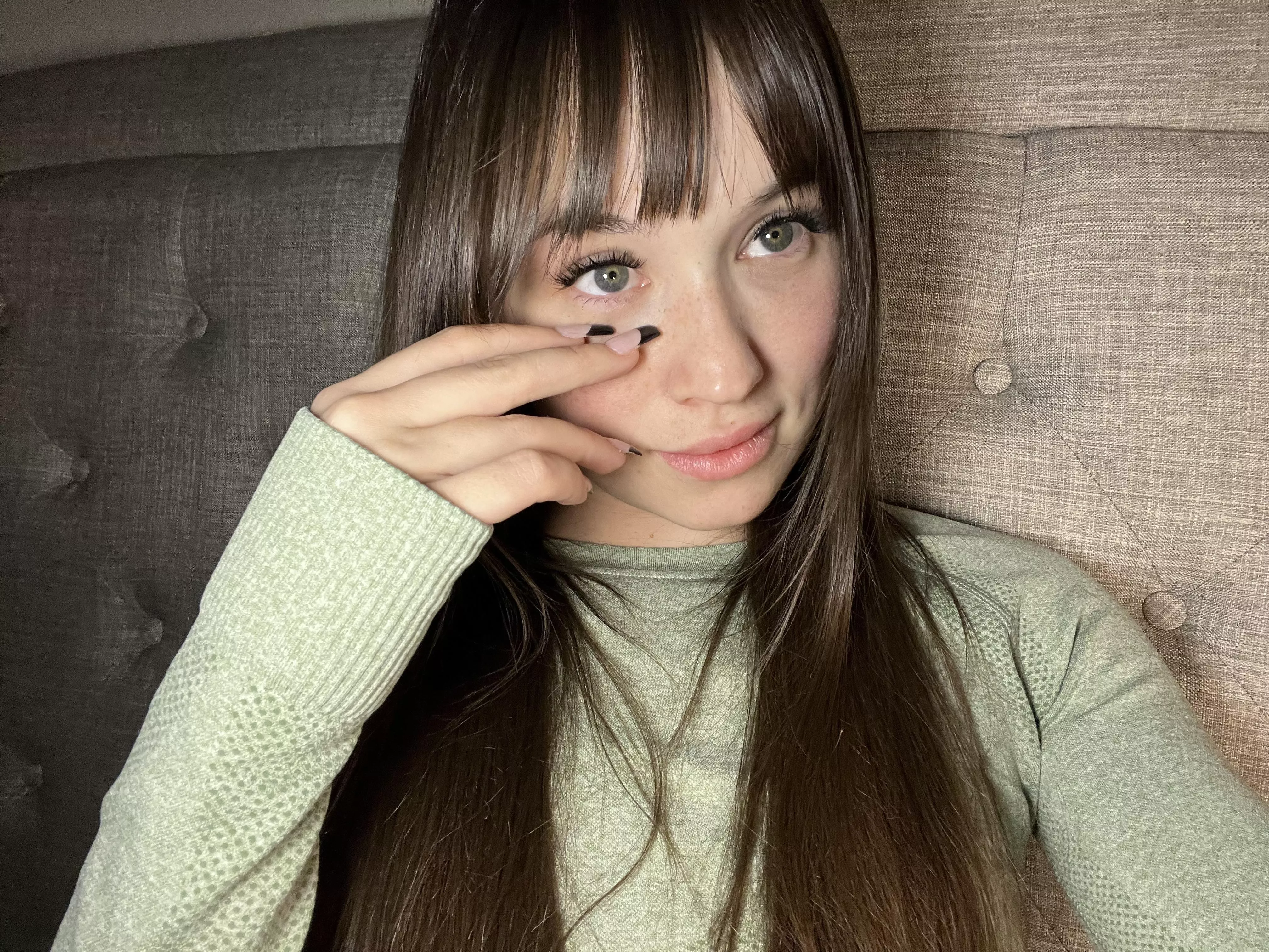 The best nail polish would be your cum. posted by Sierrarayebae