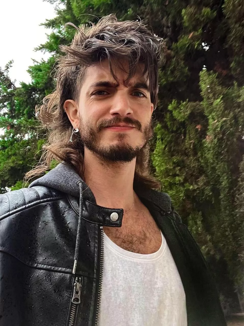 The wind made me a new hairstyle posted by Packyonetto