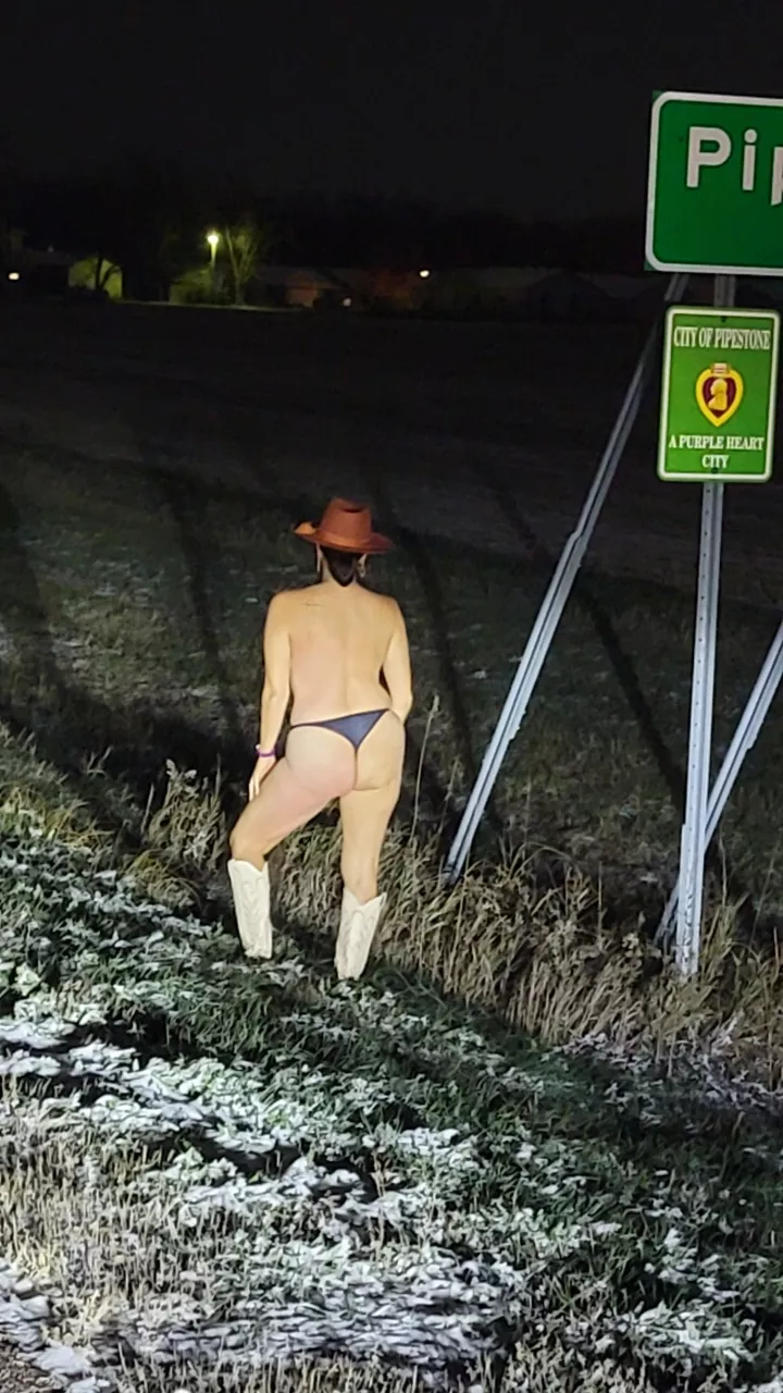 Thong and snow posted by hotrod2810