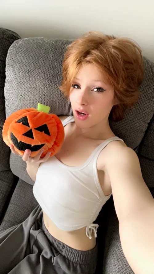 trick or treat 🎃✨ by xnanopopx