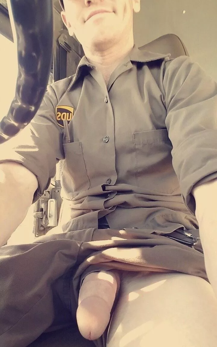 UPS guy posted by PeteGuy23