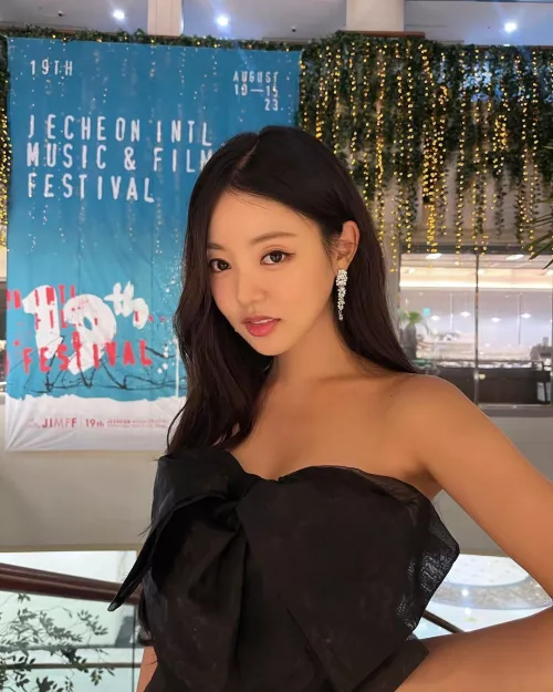 Yu Si-eun ... by BusyFlower9