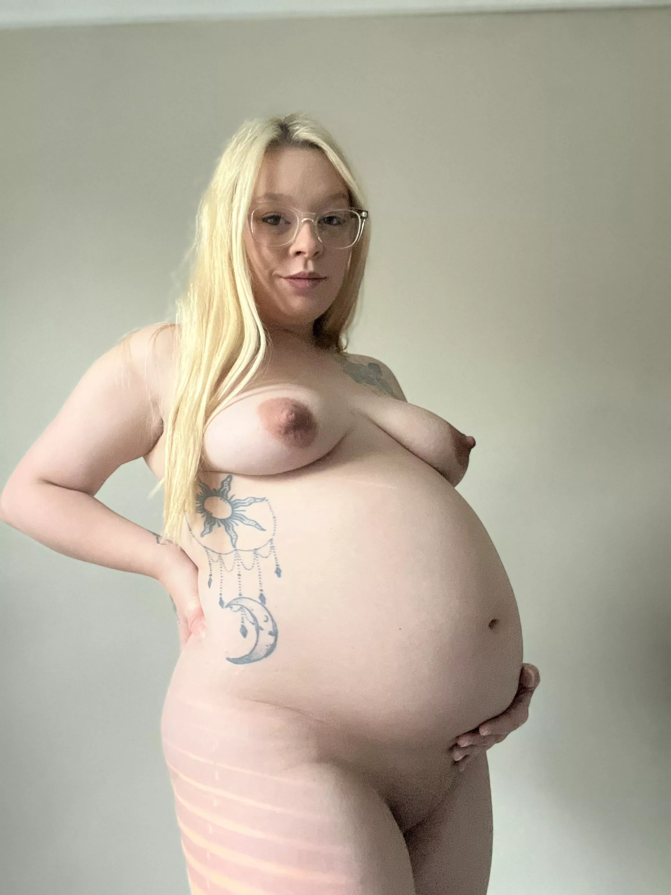 10 weeks left 😜 posted by AnaxLuv