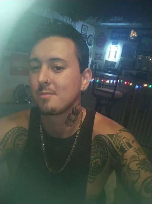 6ft 7 Hawaiian 🤙🏽 my gf wants to see how I will get rated.. hope I don't disappoint! by nhkhjjuoy775uh