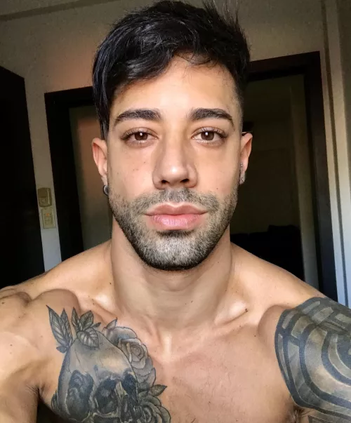 I just woke up. It’s noticeable? 👀 by FitnessGuy-18