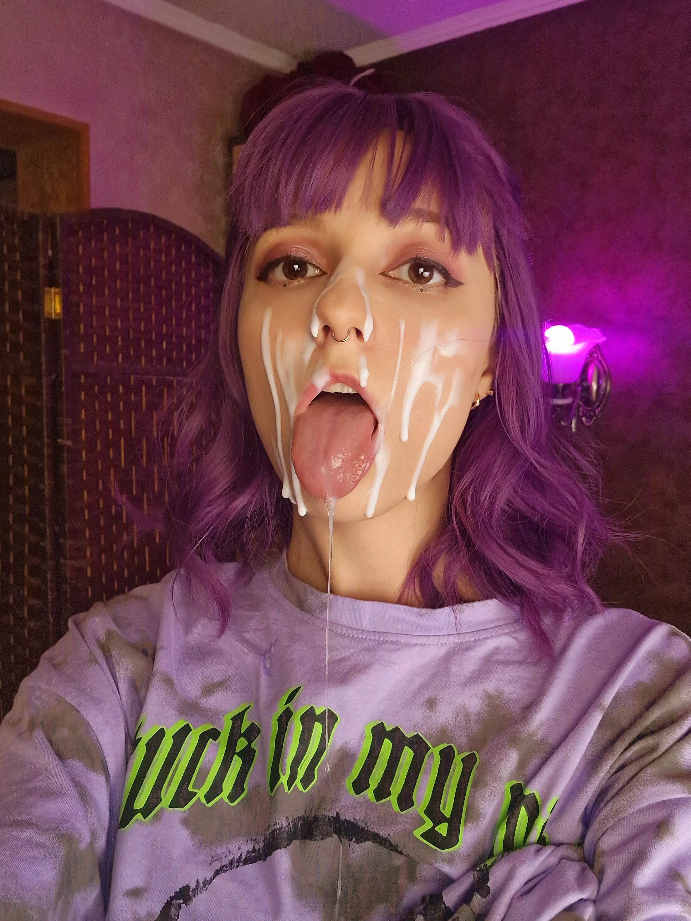 I love to get a lot of cum on my face posted by DepravedPuss