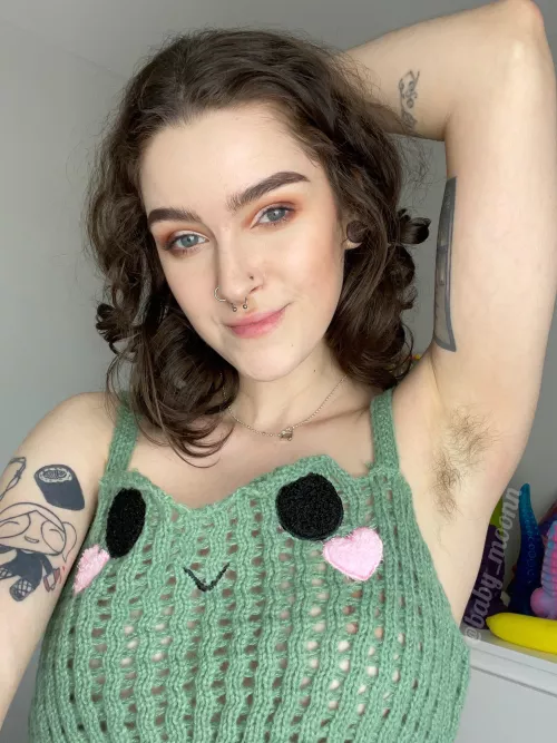 I think this froggy top is soooo cute 🥰 by baby_moonn