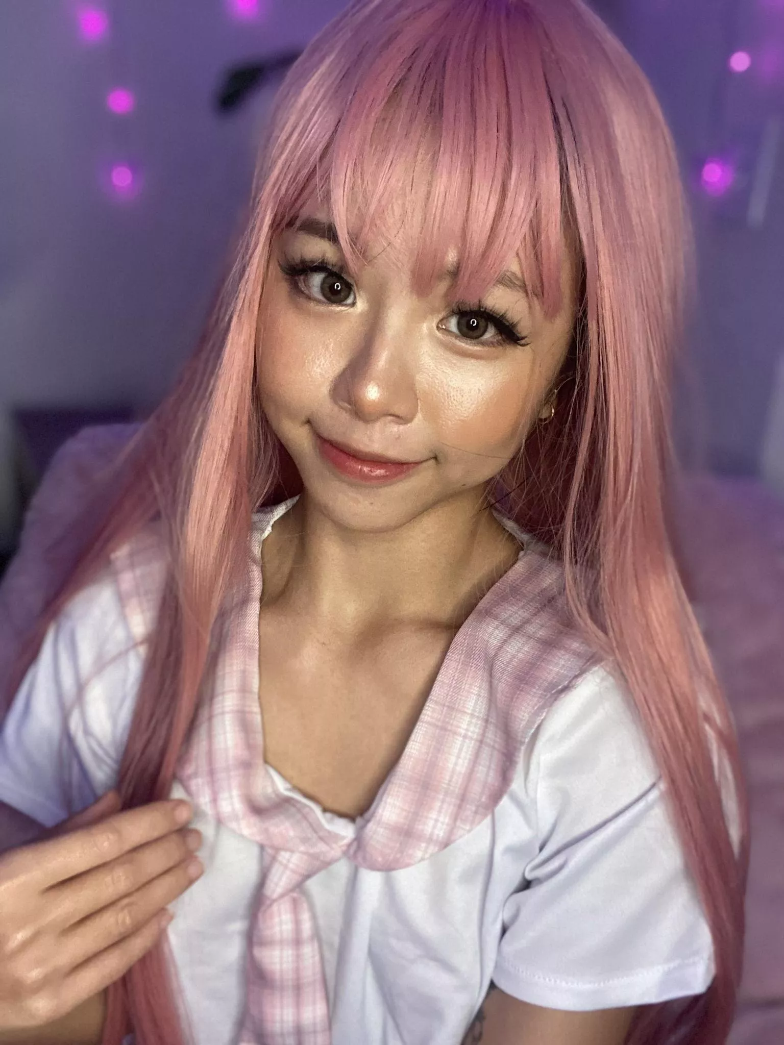 I'm just the cute girl next door that secretly loves dick! posted by Maneatspants_1010