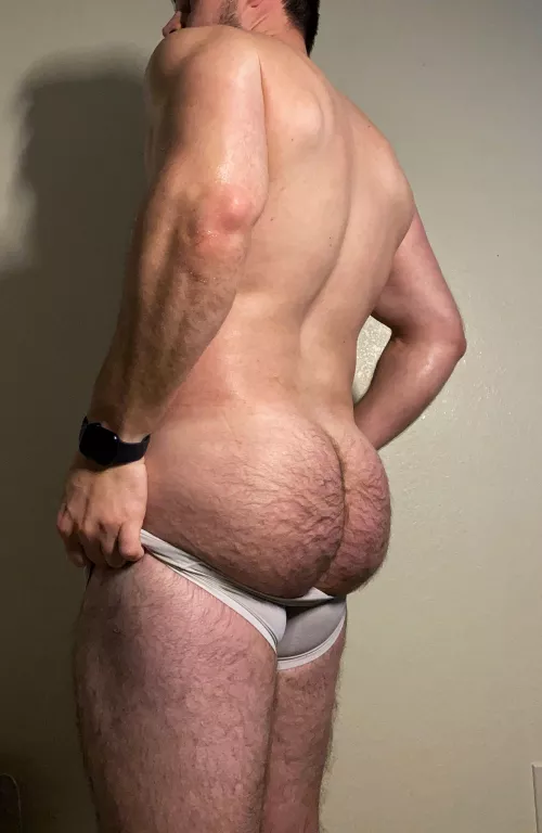 My friend said no one cares about ass on a guy…help me prove them wrong by nerdyone13_1