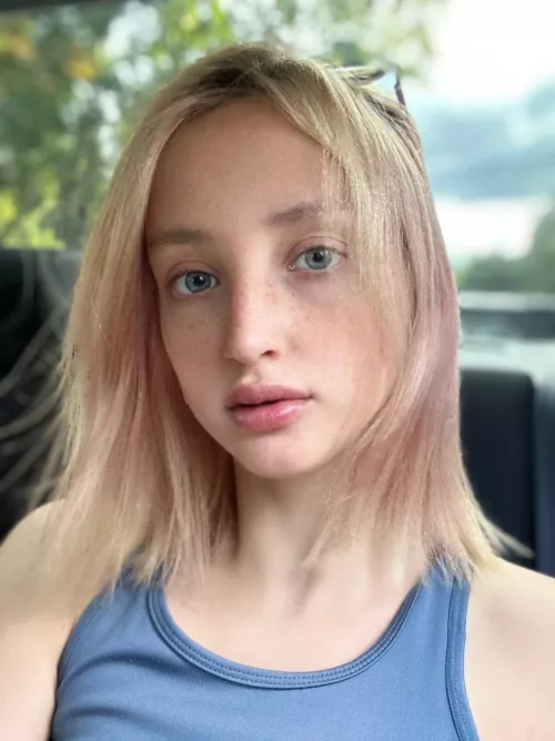 On a trip... by gigglesfresh