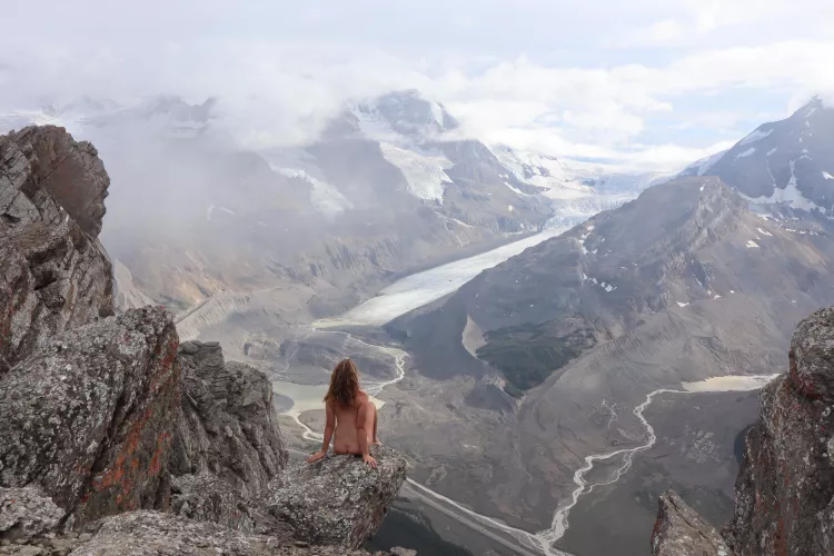 One of my favourite spots in the world 🗻💙 by Rileyjademodel
