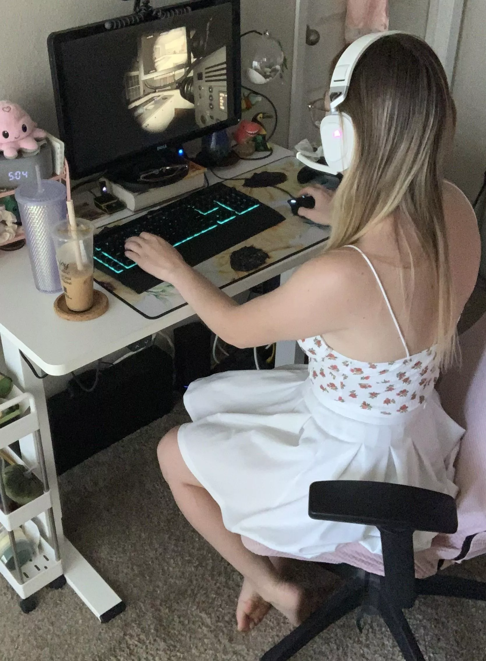 spooky season posted by EmmaStallion